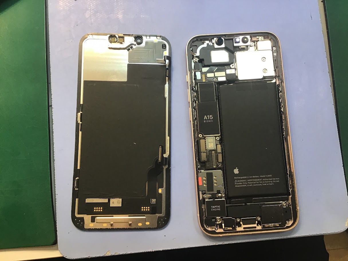 iPhone13ならデータそのまま修理可能なスマホ修理工房西八王子店へ！